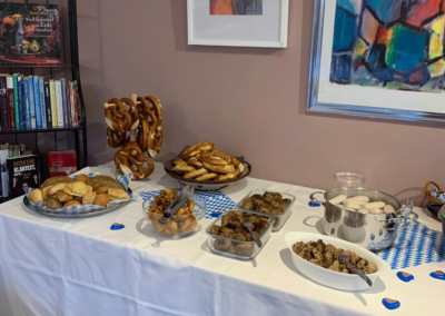cafe wert.voll in Willich, Begegnungscafé, bayrisches Buffet zum Geburtstag